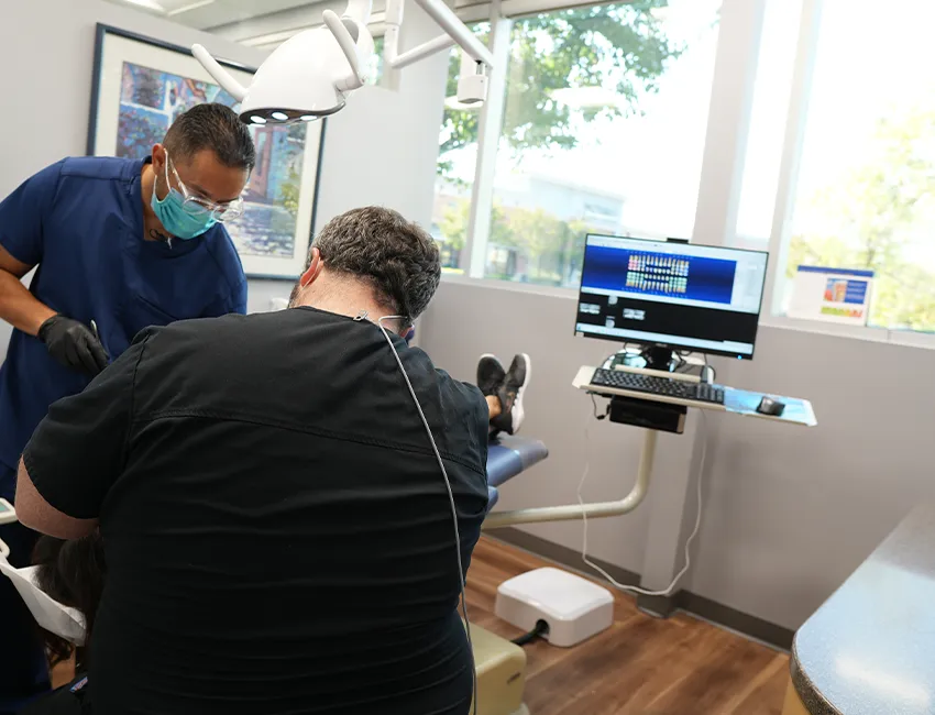 How Do Veneers Work to Correct Minor Tooth Alignment Issues?