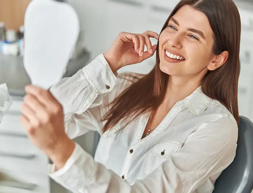 How Does a Local Dentist Perform Smile Makeovers?