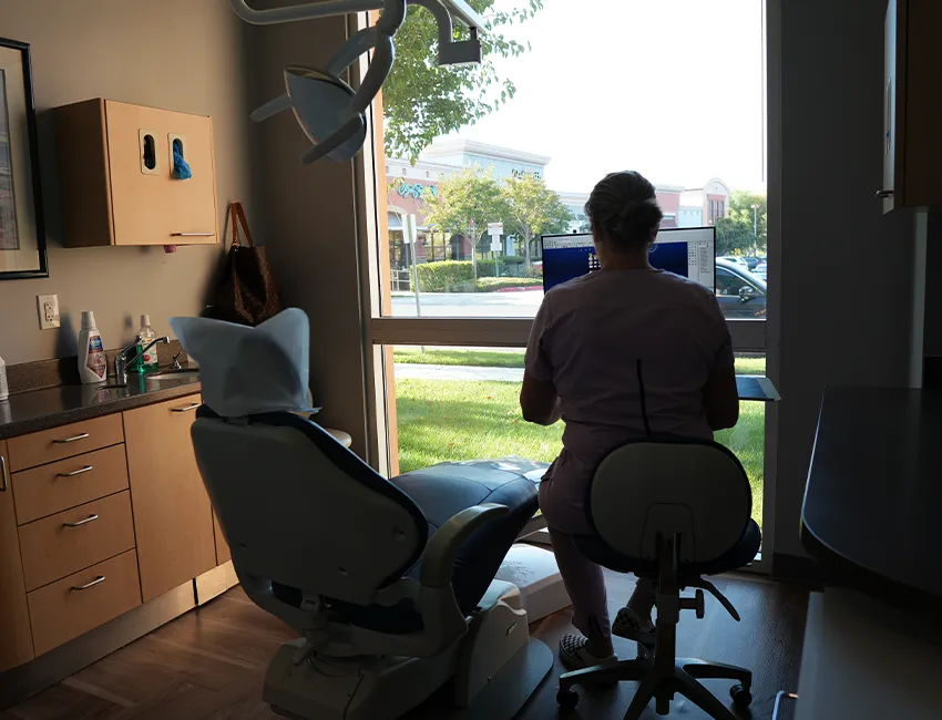 Oral Cancer Screenings at Valencia Aesthetic Dentistry
